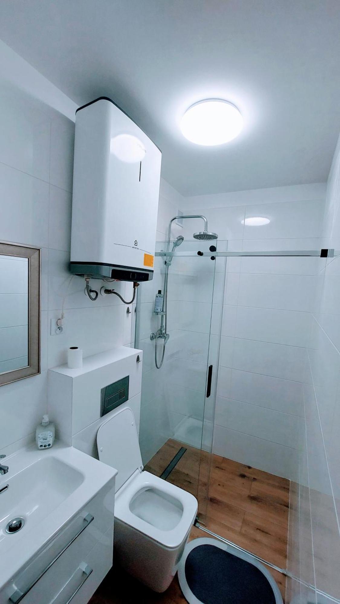 Azylw25 Aparthotel Starachowice Bagian luar foto